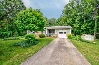 3926 Burkhart Rd, Jackson, MI 49201