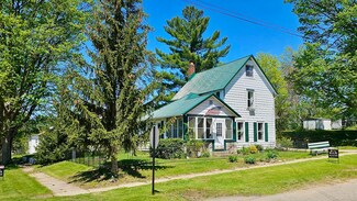61 E Church St NE, Cedar Springs, MI 49319