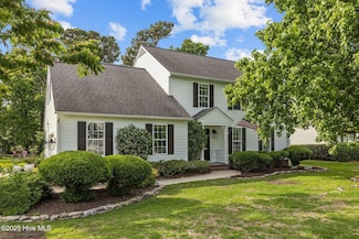 1903 Snowy Egret Dr, Morehead City, NC 28557