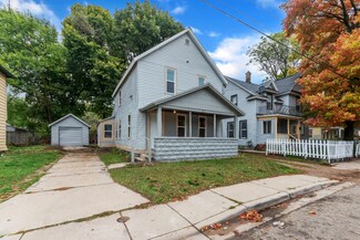 1017 Bemis St SE, Grand Rapids, MI 49506
