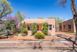 237 Anita Place, Santa Fe, NM 87505