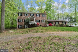 9135 Forestview Dr, Manassas, VA 20112