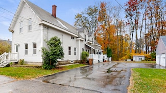 7 Hubbard St, Saco, ME 04072