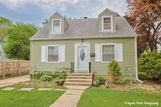 617 Colville Place, Waukegan, IL 60087