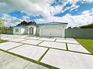 17213 SW 156th Ct, Miami, FL 33187