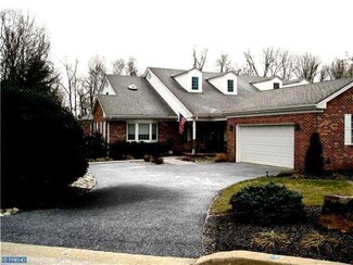 107 Stone Tower Ln, Wilmington, DE 19803
