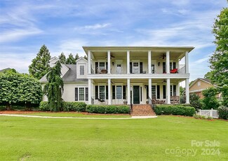 3335 Schooner Ln, Clover, SC 29710
