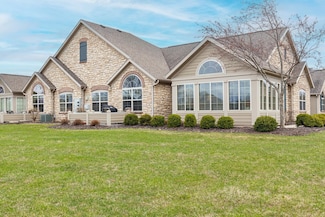 2402 E Tuscany Way Unit 33, Appleton, WI 54913