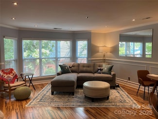 517 N Graham St Unit 2F, Charlotte, NC 28202