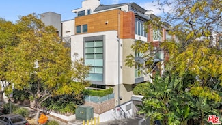 1250 N Harper Ave Unit 302, West Hollywood, CA 90046