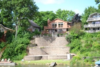 314 Holiday Dr, Somonauk, IL 60552