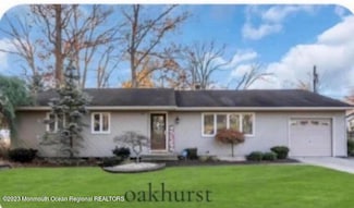 128 Whalepond Rd, Oakhurst, NJ 07755