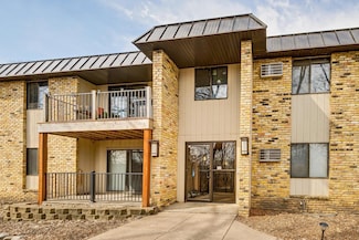 1725 Dellwood Ave Unit 201, Roseville, MN 55113