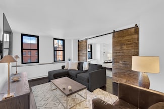 222 W 14th St Unit 5N, New York, NY 10011