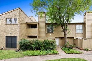9375 Pagewood Ln, Houston, TX 77063
