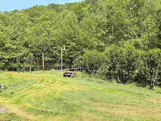 8557 Copley Rd, Weston, WV 26452