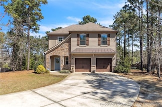76 Slate Dr, Spring Lake, NC 28390