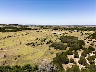 812 County Road 3295, Copperas Cove, TX 76522