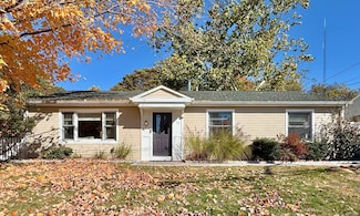 15 Alpha St, Milford, CT 06460