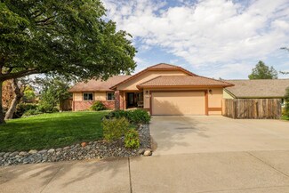 2089 Quartz Way, Redding, CA 96001