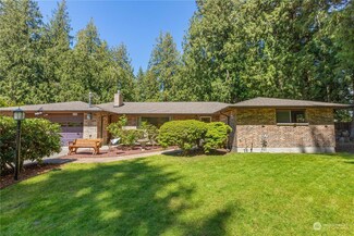 2210 Cedar Ln, Sedro Woolley, WA 98284