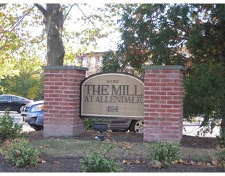 494 Woonasquatkt Ave Unit 501, North Providence, RI 02911