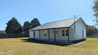 60 Stone Place Rd, Dunn, NC 28334