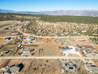 922 E Smithsonian Way, Apple Valley, UT 84737