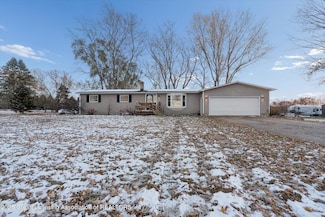 2221 Kinneville Rd, Leslie, MI 49251
