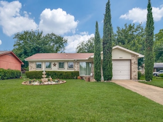 3927 Bahamas Dr, Mesquite, TX 75150