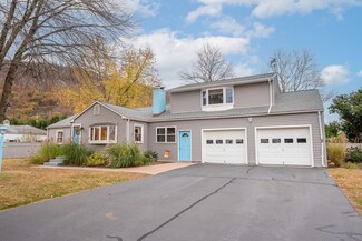 8 Keddy St, Easthampton, MA 01027