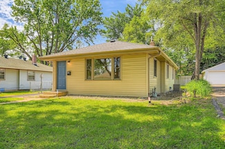 1567 Park St, Saint Paul, MN 55117