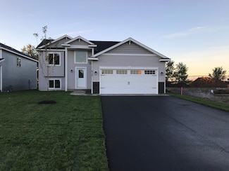 23607 Lily St NW, Isanti, MN 55040