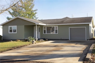 427 Merrill St, Catlin, IL 61817