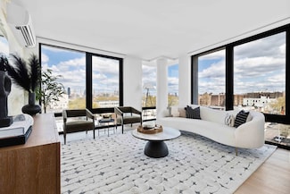37-11 30th St Unit 718, Long Island City, NY 11101