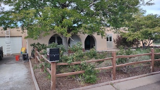 220 Hillman St, Belen, NM 87002
