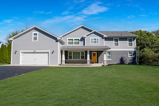 8081 Tennessee Ave, Willowbrook, IL 60527