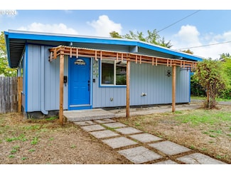 2125 Orr Ln, Eugene, OR 97405