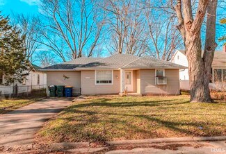2117 N Glenwood Ave, Muncie, IN 47304