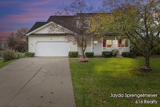 5450 Golfcrest Ct SW, Wyoming, MI 49509