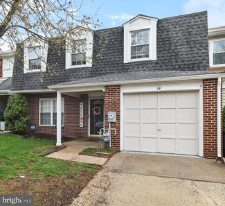 19 Windsor Mews, Cherry Hill, NJ 08002