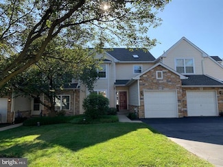 110 Canterbury Ln, Blue Bell, PA 19422