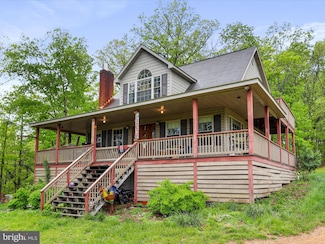 921 E Barnes Mill Dr, Augusta, WV 26704