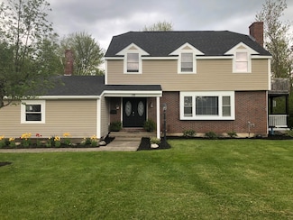 70 Starlight Dr, Brewer, ME 04412
