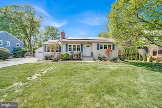 14 Berrien Ave, Princeton Junction, NJ 08550