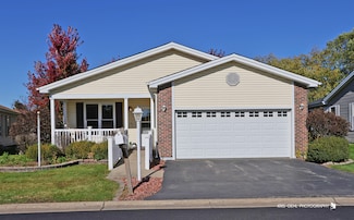 3702 Brookside Ct, Grayslake, IL 60030