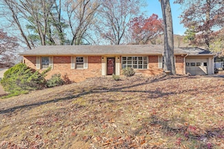 2054 Ruritan Rd, Roanoke, VA 24012