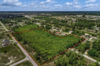 4208 14th St W, Lehigh Acres, FL 33971