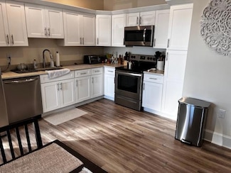 351 W Montauk Hwy Unit 5, Lindenhurst, NY 11757