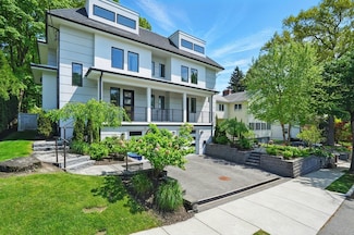 14 Princeton St Unit 14, Newton, MA 02458